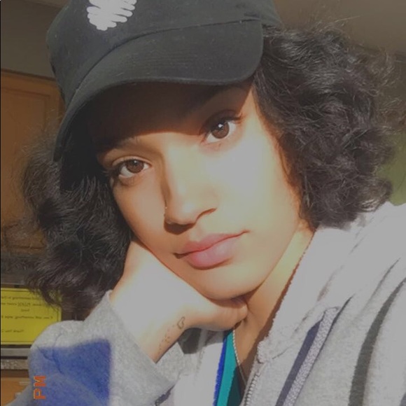 Meet your Posher, Aziah - Picture 10 of 11